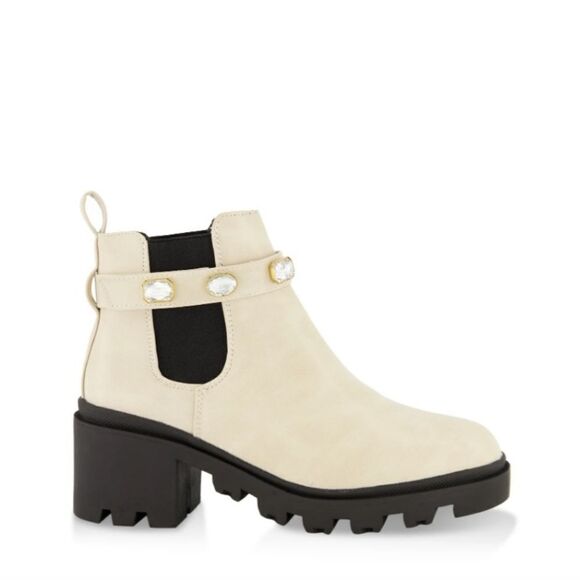 Ladies detailed booties sz 7.5 - Picture 2 of 3